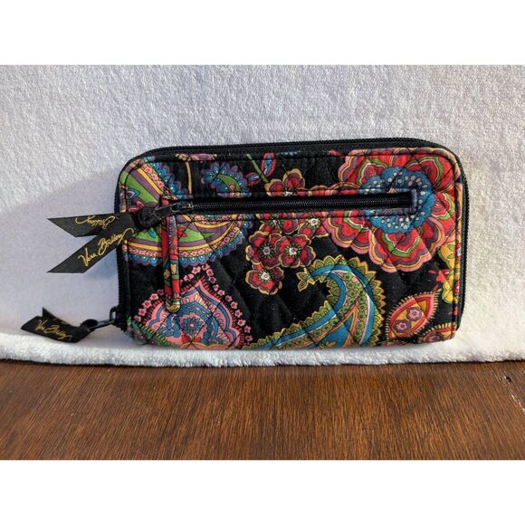 Vera Bradley cloth quilted wallet/clutch - Picture 1 of 4
